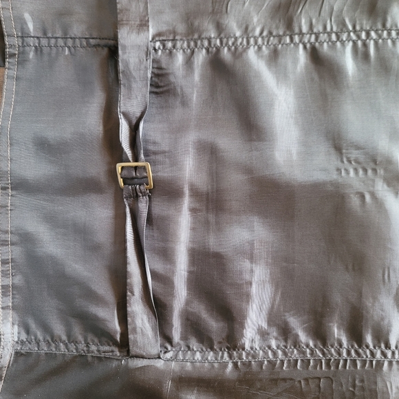 Light brown vest - Picture 8 of 11